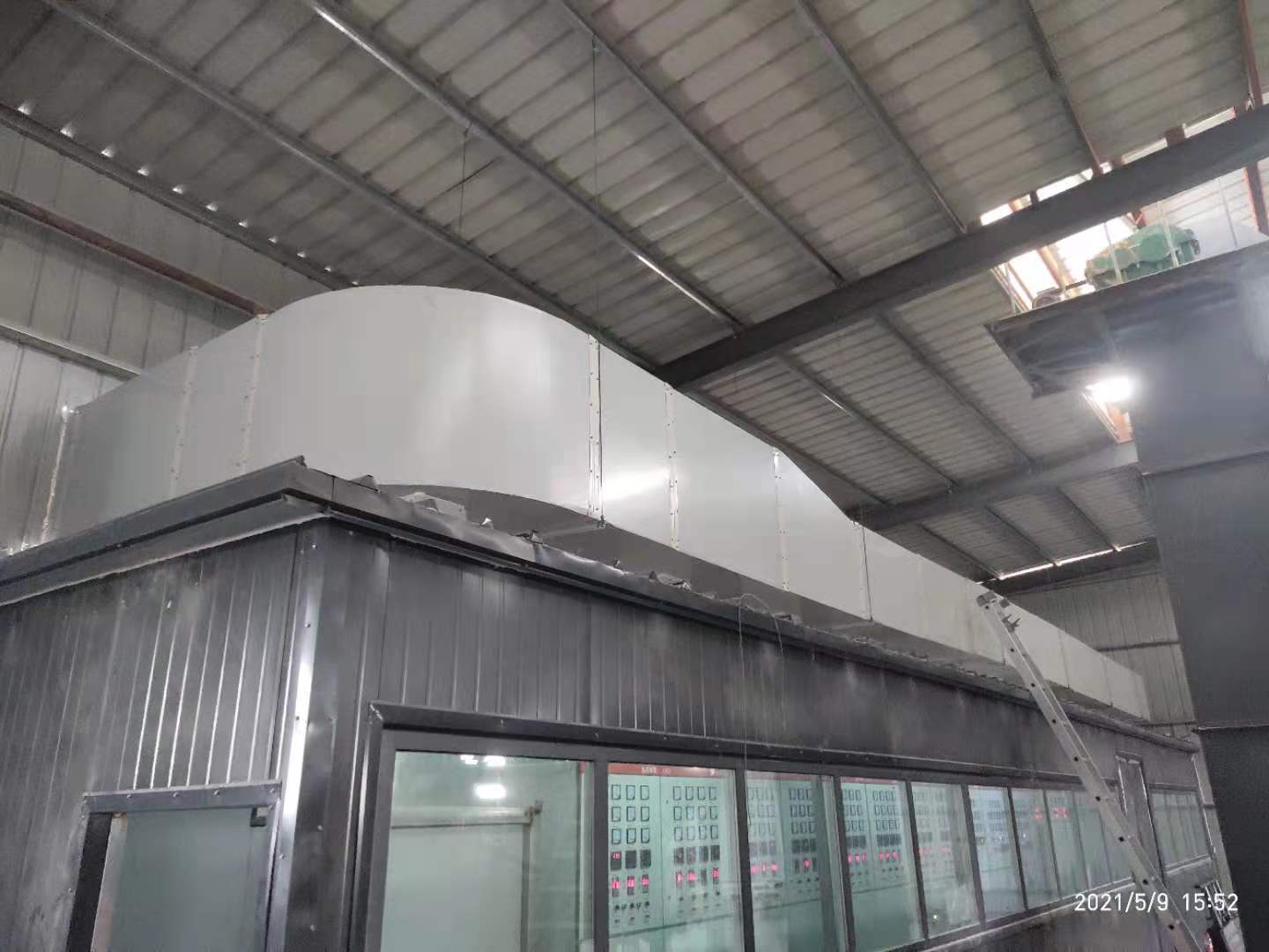 2000平米車間降溫設(shè)備車間快速降溫方法高溫車間降溫方案工廠降溫設(shè)計方案車間降溫通風(fēng)設(shè)計方案工業(yè)降溫的方法有哪些