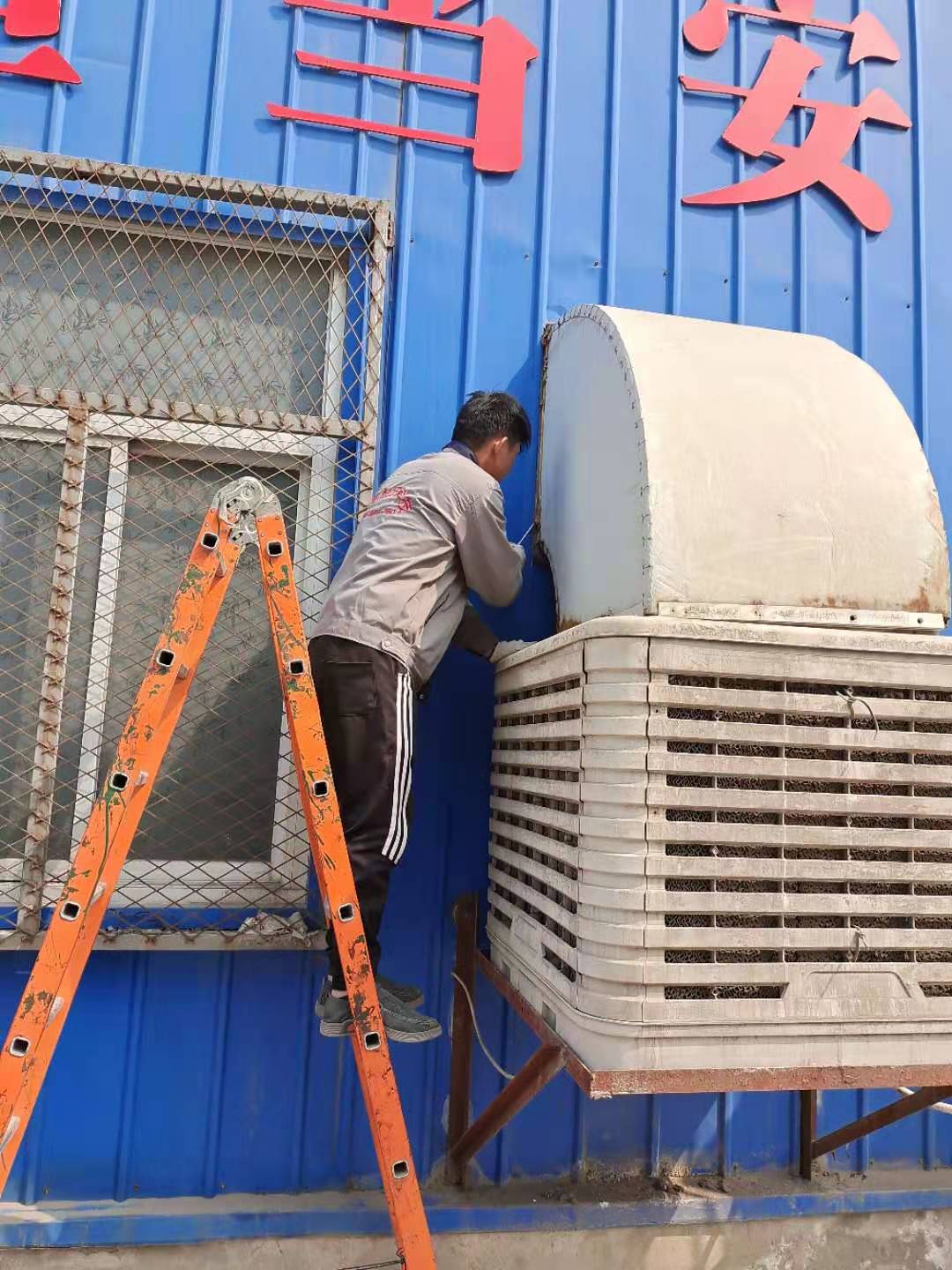 夏天廠房車間高溫悶熱怎么辦？這些車間降溫方案輕松解決